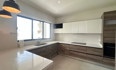 Casa en Renta en Centro Sur