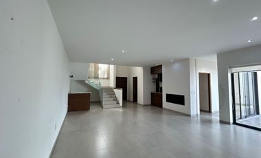 Casa en Renta en Centro Sur