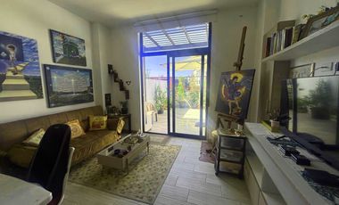 Hermosa Suite/Studio de Venta en Cumbayá!  Terraza!!