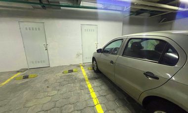 Hermosa Suite/Studio de Venta en Cumbayá!  Terraza!!