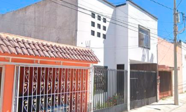 VENTA DE CASA EN COLONIA COLINIAS DEL PONIENTE AGUASCALIENTES