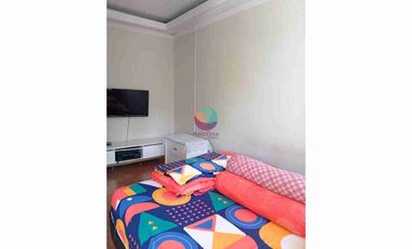 Dijual cepat rumah 2 lantai rapi siap huni di limus pratama