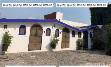RENTA CASA AMPLIA EN 2 NIVELES, 5 RECAMARAS JARDIN, ALBERCA, LA CARCAÑA CERCA DEL C.C. EXPLANADA, SAN PEDRO CHOLULA