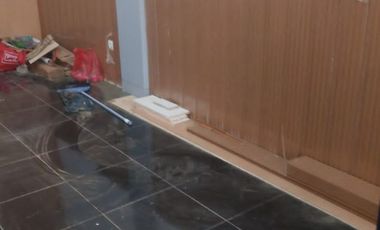 ruko komersil di pemukiman padat penduduk harga miring di harapan indah