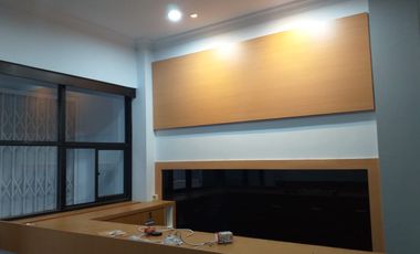 ruko komersil di pemukiman padat penduduk harga miring di harapan indah