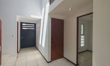 Preciosa casa de 3 recámaras en Rinconada Santa Fe cerca de Universidad Anahuac