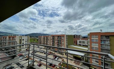 Apartamento de 70 mt2  OCTAVO PISO Conjunto Residencial Hacienda la Quinta 2