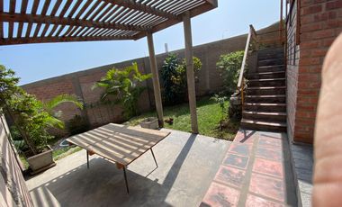 BONITA CASA, ESTILO RUSTICO CON MARAVILLOSA VISTA EN CASUARINAS SUR