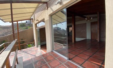 BONITA CASA, ESTILO RUSTICO CON MARAVILLOSA VISTA EN CASUARINAS SUR