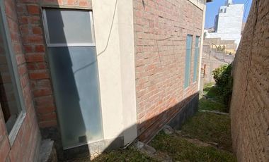 BONITA CASA, ESTILO RUSTICO CON MARAVILLOSA VISTA EN CASUARINAS SUR