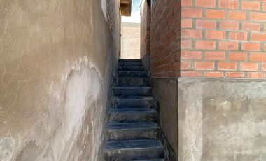 BONITA CASA, ESTILO RUSTICO CON MARAVILLOSA VISTA EN CASUARINAS SUR