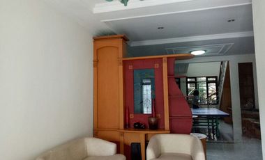 Disewakan Rumah Pondok Chandra, Cluster Durian