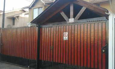 “¡Excelente Oportunidad! Venta Casa 3Dormitorios 2Baños 2estacionamientos 