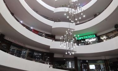 LOCAL EN CENTRO COMERCIAL DOS PROVIDENCIAS, SALIDA METRO LOS LEONES