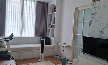 Dijual Rumah Lantai 2 Di Kawasan One Gate System Renon
