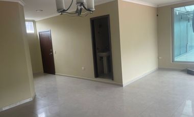 DEPARTAMENTO EN ALQUILER – CUMBRES BAJAS DE LOS CEIBOS.