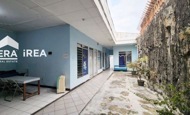 DIJUAL RUANG USAHA DI JL VETERAN TIPES DEKAT SINGOSAREN PLAZA & PASAR KEMBANG