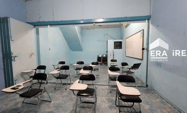 DIJUAL RUANG USAHA DI JL VETERAN TIPES DEKAT SINGOSAREN PLAZA & PASAR KEMBANG