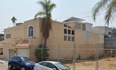 HERMOSA CASA Y AMPLIA EN ENSENADA