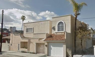 HERMOSA CASA Y AMPLIA EN ENSENADA