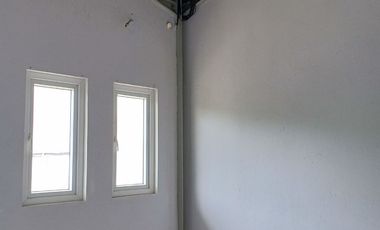 Gudang Akses Kontainer 40 Feet di Sentra Niaga Harapan Indah