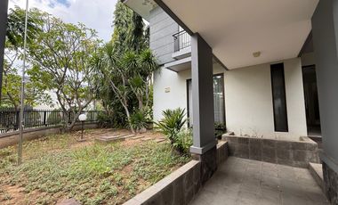 Rumah dijual/disewakan Chofa Satelit Blok RF, Sukomanunggal - Surabaya Barat (Fully Furnished)