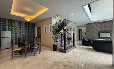 Rumah dijual/disewakan Chofa Satelit Blok RF, Sukomanunggal - Surabaya Barat (Fully Furnished)