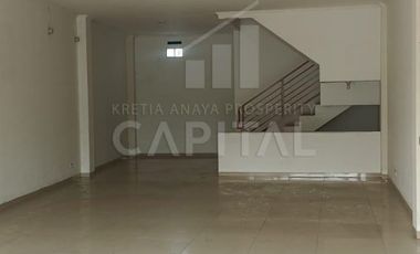 RUKO 3 LANTAI DI PADALARANG COCOK UNTUK BERBAGAI USAHA