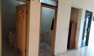 TURUN HARGA,NOL JALAN TENGGILIS, SELANGKAH KAMPUS UBAYA