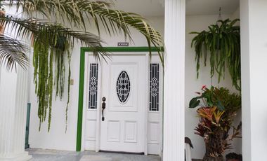 Departamento de alquiler en Urb. Puerto Azul, Semi amoblado, Vía a la Costa