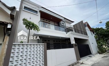 DIJUAL RUMAH BARU 2 LANTAI DI SOLO SUMBER DEKAT GRAHA SABA BUANA