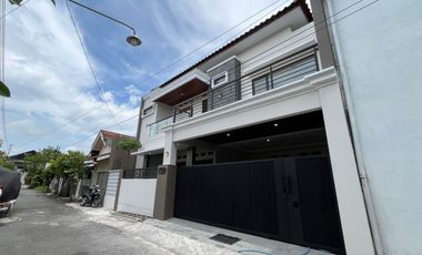 DIJUAL RUMAH BARU 2 LANTAI DI SOLO SUMBER DEKAT GRAHA SABA BUANA