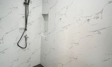 DIJUAL RUMAH BARU 2 LANTAI DI SOLO SUMBER DEKAT GRAHA SABA BUANA