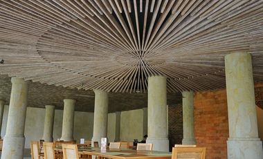 A Super Luxury 5-Star Hotel and Villa With Mountain Views in Ubud - Bali Is Seeking New Investors to Take Over Ownership