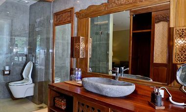 A Super Luxury 5-Star Hotel and Villa With Mountain Views in Ubud - Bali Is Seeking New Investors to Take Over Ownership