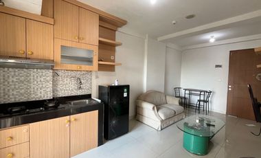 Disewa Oak Tower 2 Bedroom Full Furnish — Praktis & Cozy di Lantai Rendah