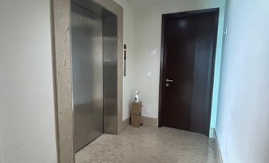Ss.1685 - Murah !! Disewakan Apt. The Kensington Royal Suite Tower Belmont 148mtr Siap Huni Full Furnish Privat Lift Sudah Renovasi