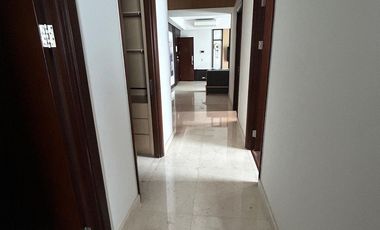 Ss.1685 - Murah !! Disewakan Apt. The Kensington Royal Suite Tower Belmont 148mtr Siap Huni Full Furnish Privat Lift Sudah Renovasi