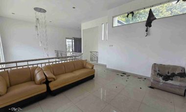 Rumah Luas dan Asri di Kemang Pratama Regency Bekasi