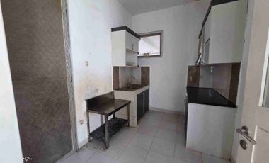 Rumah Luas dan Asri di Kemang Pratama Regency Bekasi