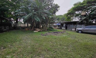 Gudang Hitung Tanah Dekat Dengan Toll di Jl Jatibening Raya Bekasi Barat