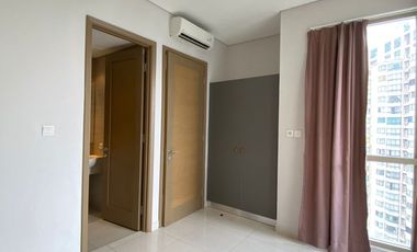 3BR Unfurnished Apartemen Taman Anggrek Residences - Jakarta Barat