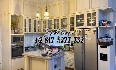 Dijual Rumah Style Villa Freehold 5 Kamar Tidur di Kesiman Denpasar - HSKHE