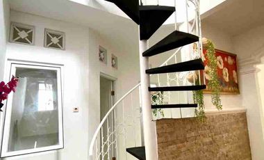 Rumah Puri sri wedari cibubur 3 menit ke pintu tol Cibubur