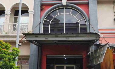 Disewakan Ruko Grand Galaxy City Lokasi Strategis Cocok untuk Cafe