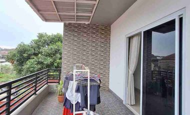 Rumah 2 Lt siap huni Tanah Luas Nempel Nusaloka bsd