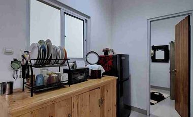 Rumah 2 Lt siap huni Tanah Luas Nempel Nusaloka bsd