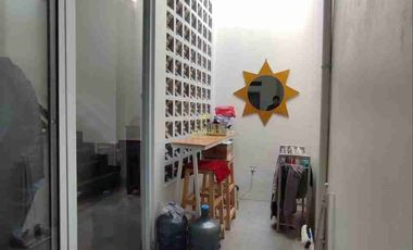 Rumah 2 Lt siap huni Tanah Luas Nempel Nusaloka bsd