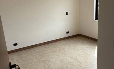SE ARRIENDA CASA FINCA EN PARCELACIÓN, SECTOR EL TABLAZO. RIONEGRO