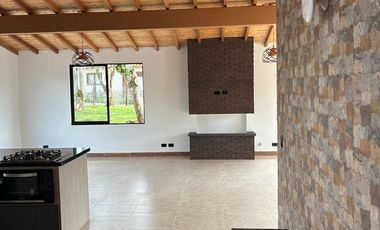 SE ARRIENDA CASA FINCA EN PARCELACIÓN, SECTOR EL TABLAZO. RIONEGRO